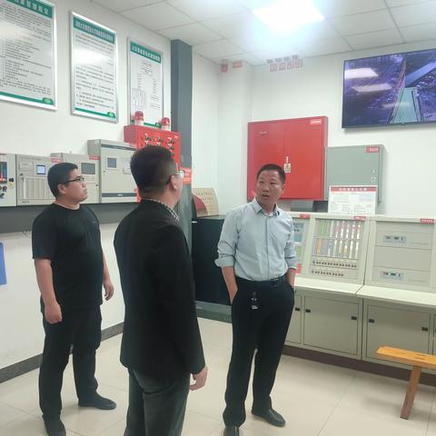 威县应急管理局“双节”期间对全县重点工商贸企业开展安全检查