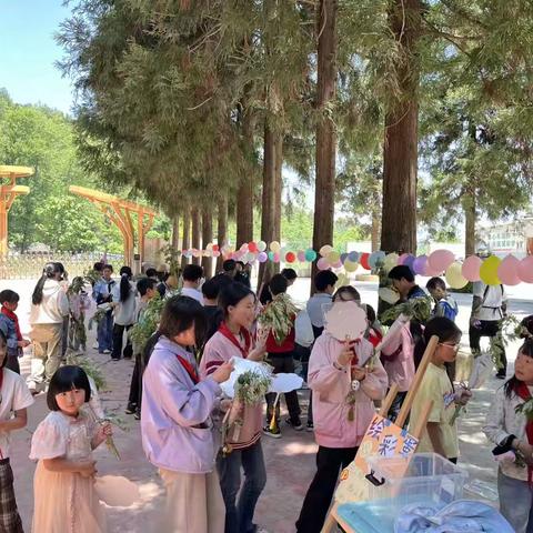 “童梦双节韵，快乐伴童行”——丰都县仙女湖镇厢坝完全小学校