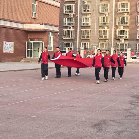 【融趣梨香】库尔勒市梨香小学2025–2026学年第二学期“策马扬鞭启新程  少年逐梦向未来”开学典礼