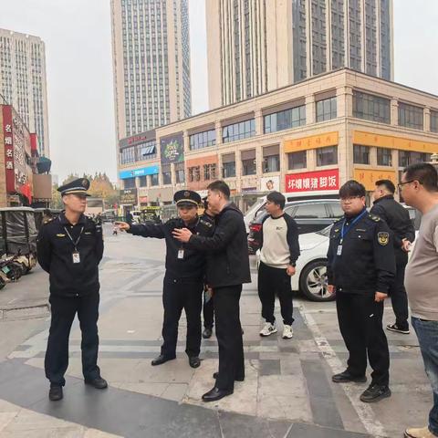 新乡市城市管理局本级城管驿站开展伸缩棚专项整治见成效