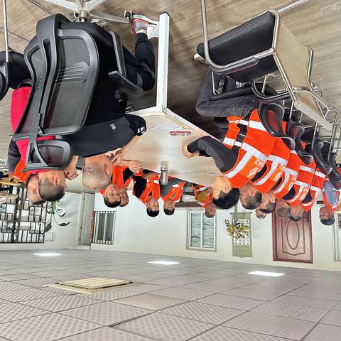 【福龙马】迎峰会、抓竞赛、高品质提升环境卫生水平-福龙马在行动（2023年4月18日）