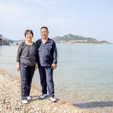 兄妹沿海快乐游