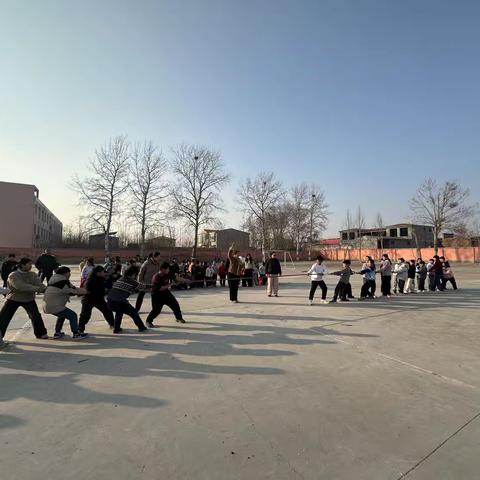 趣味体育，快乐同行——大西韩小学“迎元旦，贺新春”体育竞赛活动