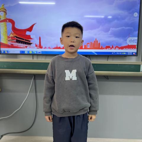 福其童&蓓蕾园学前二班10月份第二周精彩回顾