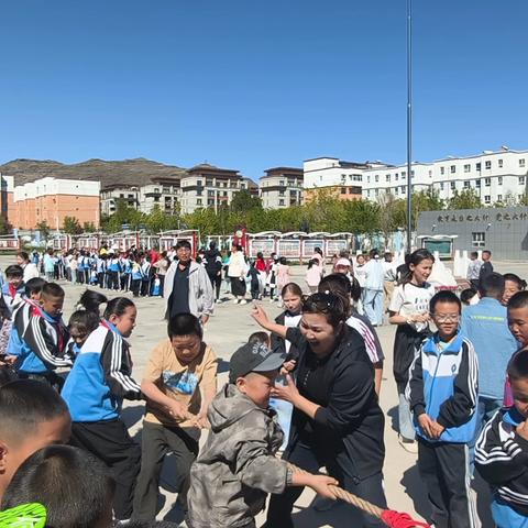 【雪都石榴红】“六一遇上古尔邦节，我们这样过”———青河镇第二小学六一系列活动纪实
