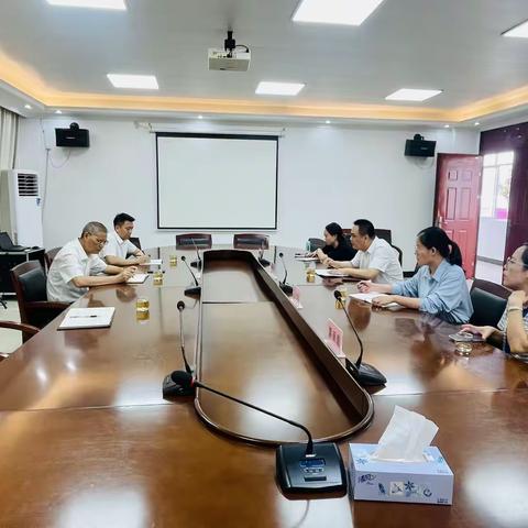蒋明清主席到基层走访看望市政协委员