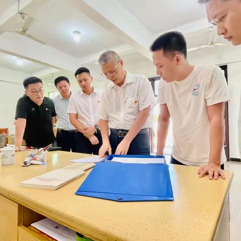 蒋明清调研开展深入贯彻中央八项规定精神学习教育情况