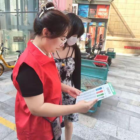 和平路街道开展垃圾分类宣传活动