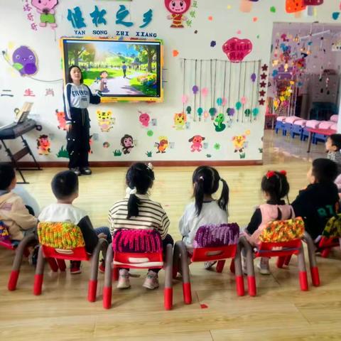 呼中区幼儿园 ﻿《迷路的时候》 ﻿安全教育活动