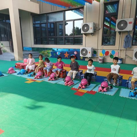 长城幼儿园中一班轮滑小健将，即刻出发💪💪💪