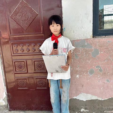 “温情五月天 感恩母亲节”～晏庄学校举行母亲节主题升旗仪式。