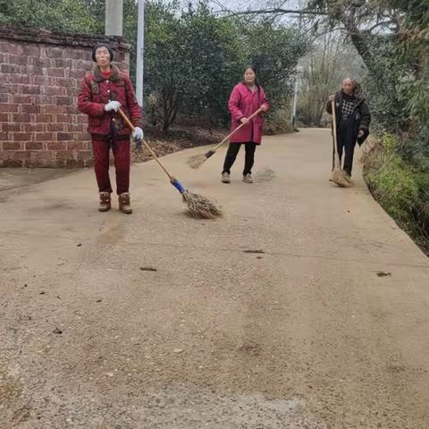 清扫人居环境，助力乡村振兴