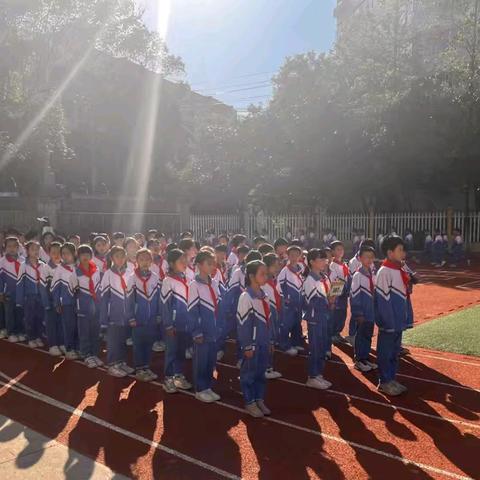 『金秋时节·果实累累』——城北学校四年级407班（十月总结）