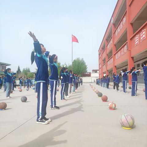 阳光大课间，活力满校园--前姚村小学