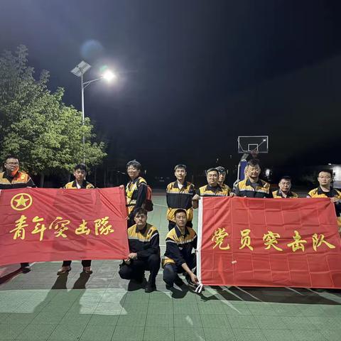 三坪车间开展设备平推与技能提升活动