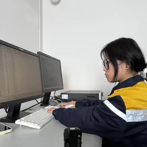 致敬三坪信号车间的"她力量"