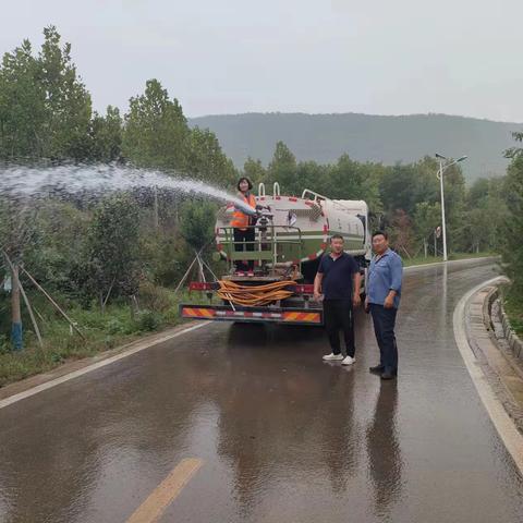 双节我在岗，坚守不打烊