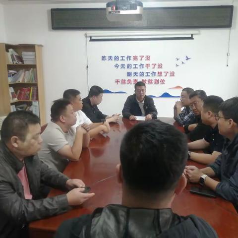 以路为家，护航双节幸福路