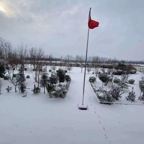 防范雨雪天气  确保校园安全~冯村乡教育集团张广小学致家长一封信