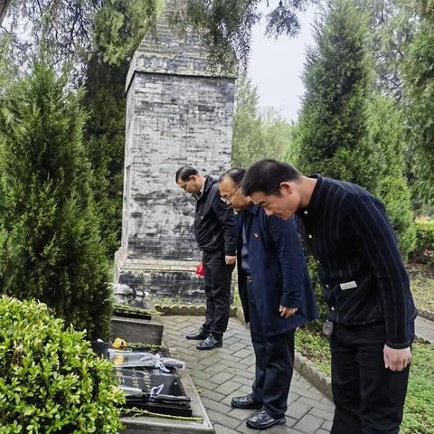 【“三名＋”建设】烈士永不忘 立志更坚强——赵渡镇雨林小学清明祭英烈主题教育活动