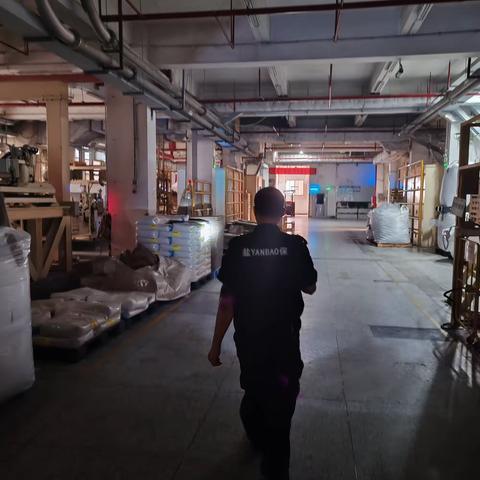 盐保安保四部驻宇光、勉励龙护卫点国庆长假10月4日工作汇报