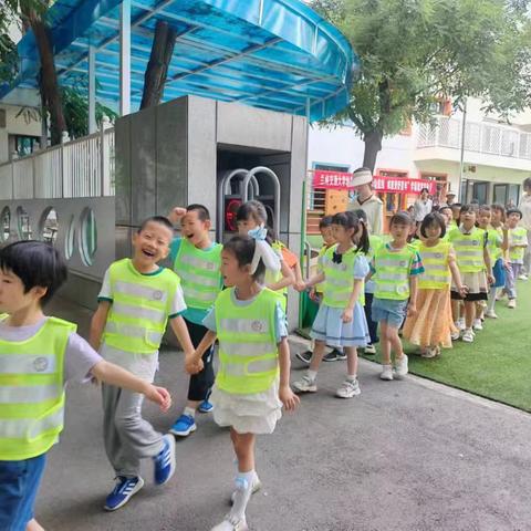 盛夏时光，听见成长 交大幼儿园幼小衔接主题活动