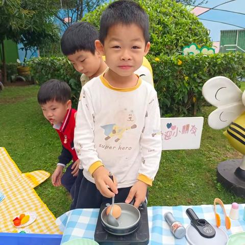 【以爱相伴，见证成长】冰塘幼儿园大二班邹宇顺宝贝第二学期在园记录