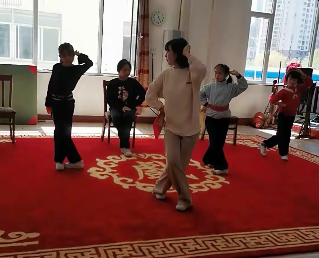 简篇-威海京韵少儿京剧班招生进行中