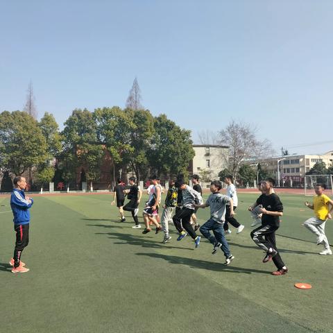 三球比赛显青春  勇创佳绩展风采--记2022年区三大球联赛