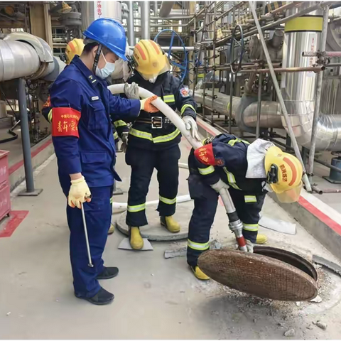 青年文明号丨参加公司原油罐泄漏着火及人身伤害综合应急演练