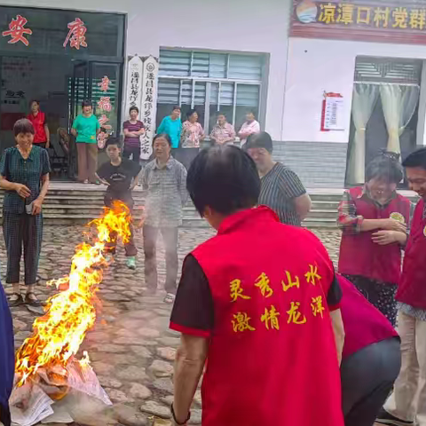 紧急逃生，冷静应对：残疾人之家的消防安全大演练