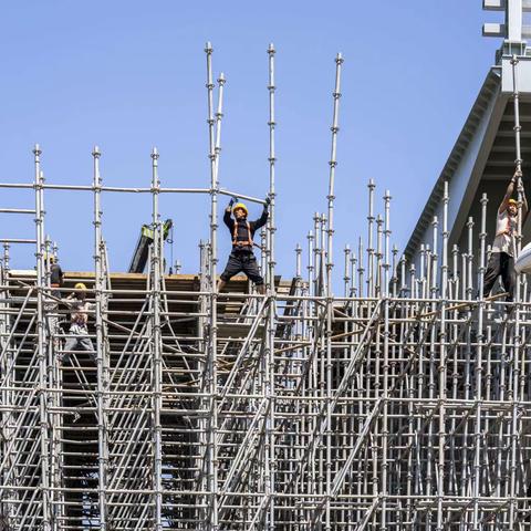 致敬最可爱的劳动者！