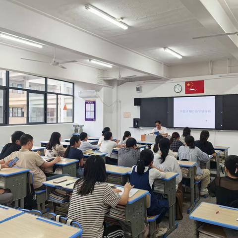 不辞千淘万漉苦，沥尽黄沙始得金