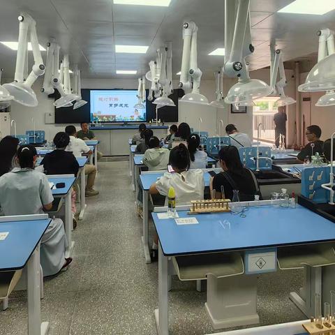 凝心聚力启新程，细微之处见真章 —初一年级第二周班主任例会纪实