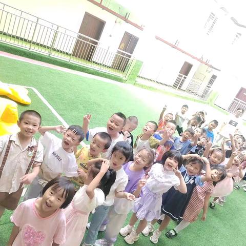 兴义市启稚幼儿园大三班👨‍👩‍👧‍👦九月美好分享🥰