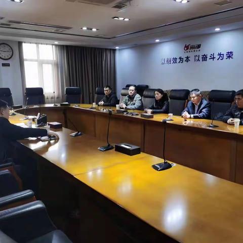 济南槐荫经济开发区党工委委员、管委会副主任蔚娟 春节前走访企业、督导建筑工地安全工作