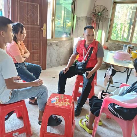 网格“护苗”在行动，爱心“约定”助返学