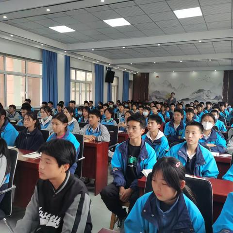 笃行奋楫   追梦逐光——哑柏新区九年制学校成长励志报告会