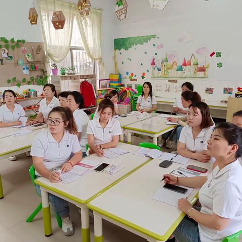 【怎样撰写出优秀的游戏案例】实验幼儿园二次教研活动