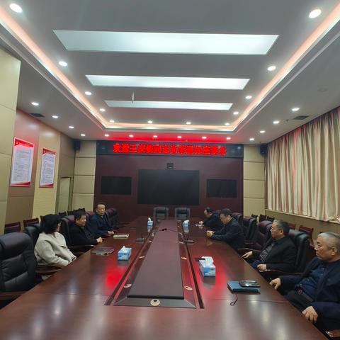 章丘区统计局举行干部荣誉退休仪式