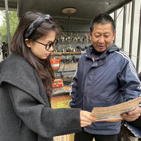 宝华街街道宝华新居社区开展反邪教宣传活动