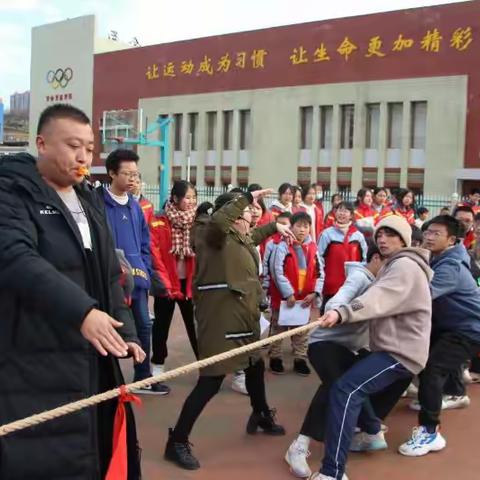 有一种精神叫精诚团结，有一种美丽叫双向奔赴