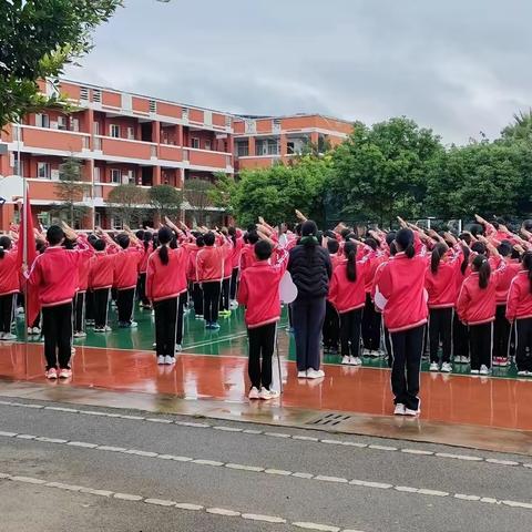 冬日跃动，童心飞扬  红岩完全小学2025冬季运动会  暨首届教师运动会