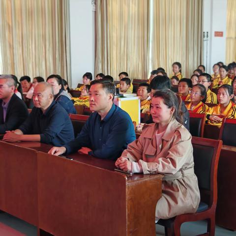 读书涵养精神，阅读启智人生——陵阳街道中心小学读书节启动仪式
