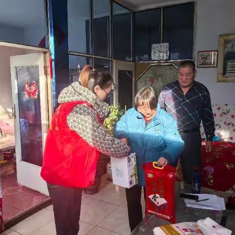 张北县南山路办事处永和社区联合星火供热有限公司节前送温暖慰问困难活动