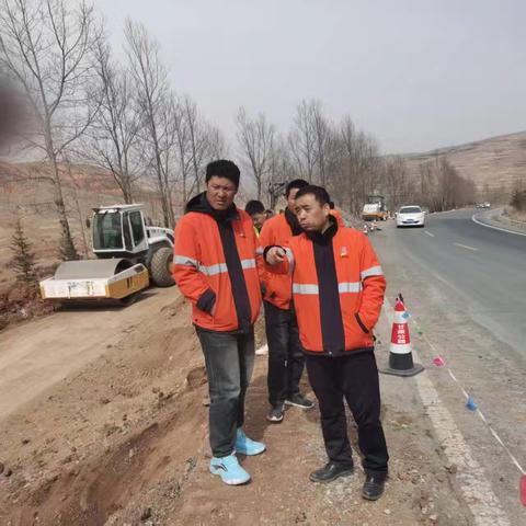 查安全隐患，保节日安全。临潭公路段积极开展“清明”节前安全检查