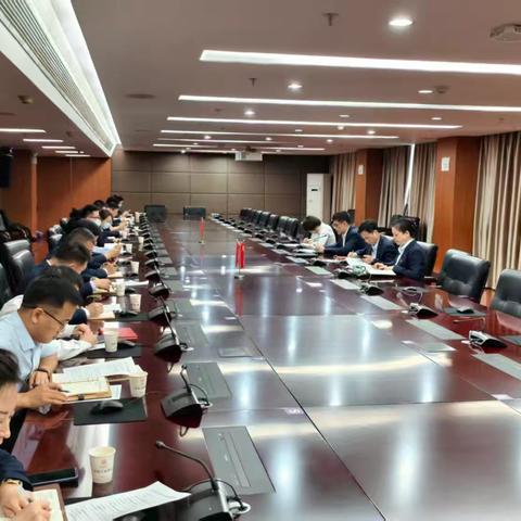 新疆分行办公室党支部开展“校准政绩坐标 筑牢安全防线”四月主题党日活动