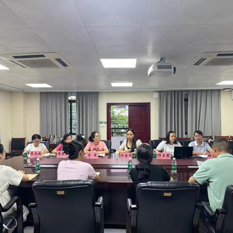 深耕多元作业设计   赋能语文素养提升——海南省基础教育优秀教学成果团队莅临陵水中学开展入校交流活动