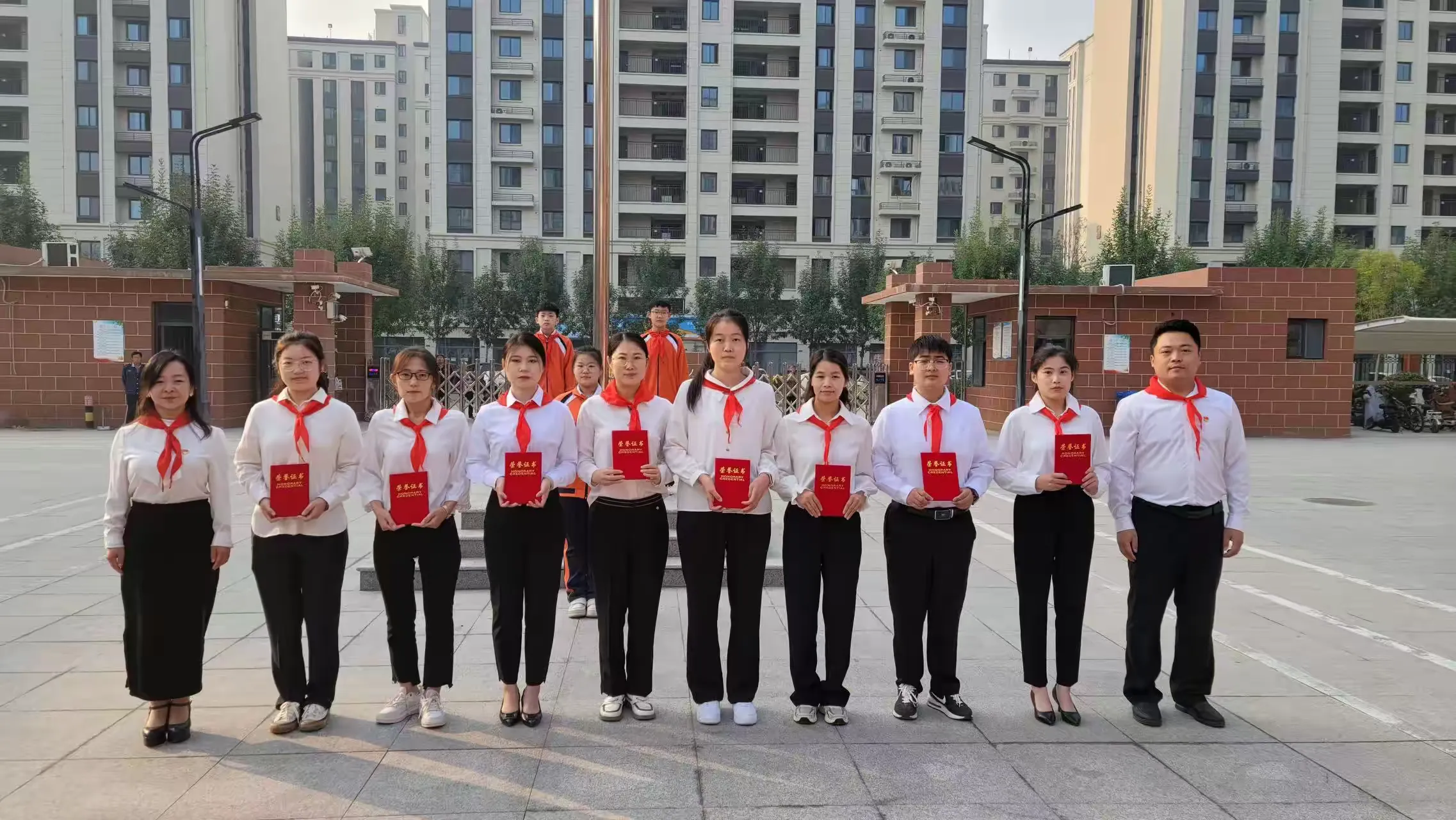 简篇-“筑梦新时代,争做好队员” 郓城县利民小学少年先锋队入队仪式