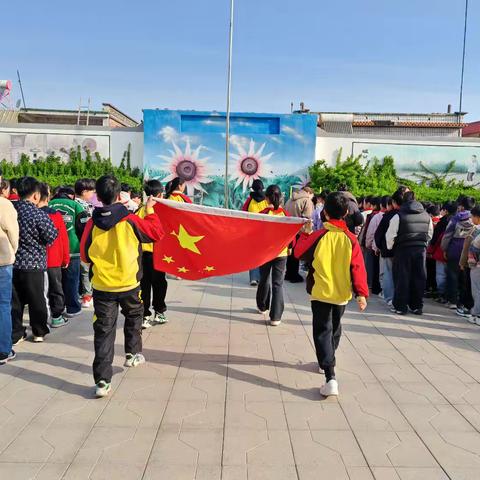 “清明融于情，红色润于心”——西李庄小学开展“清明节”主题活动
